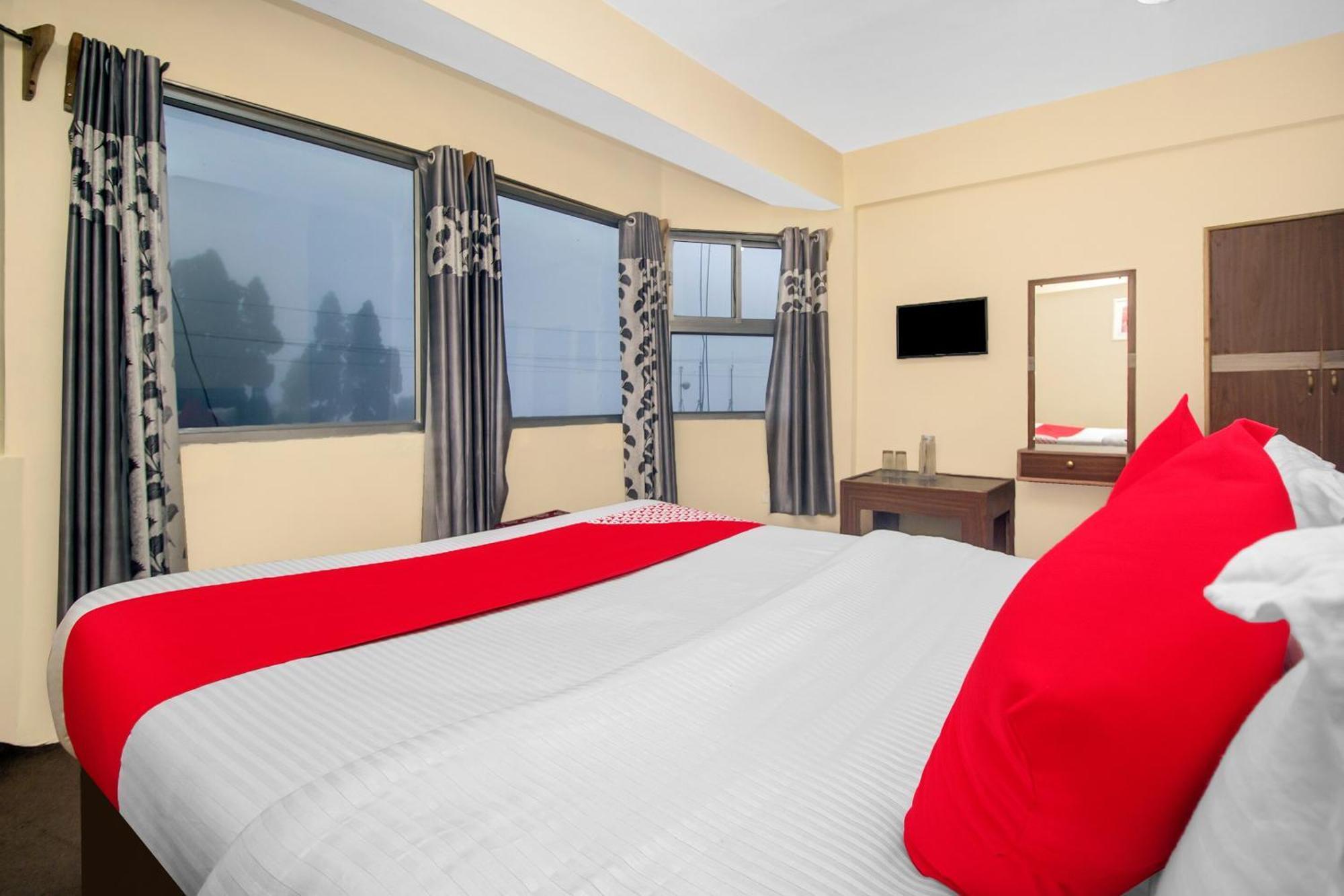 Hotel Hill Grand Himalaya Ghum Esterno foto